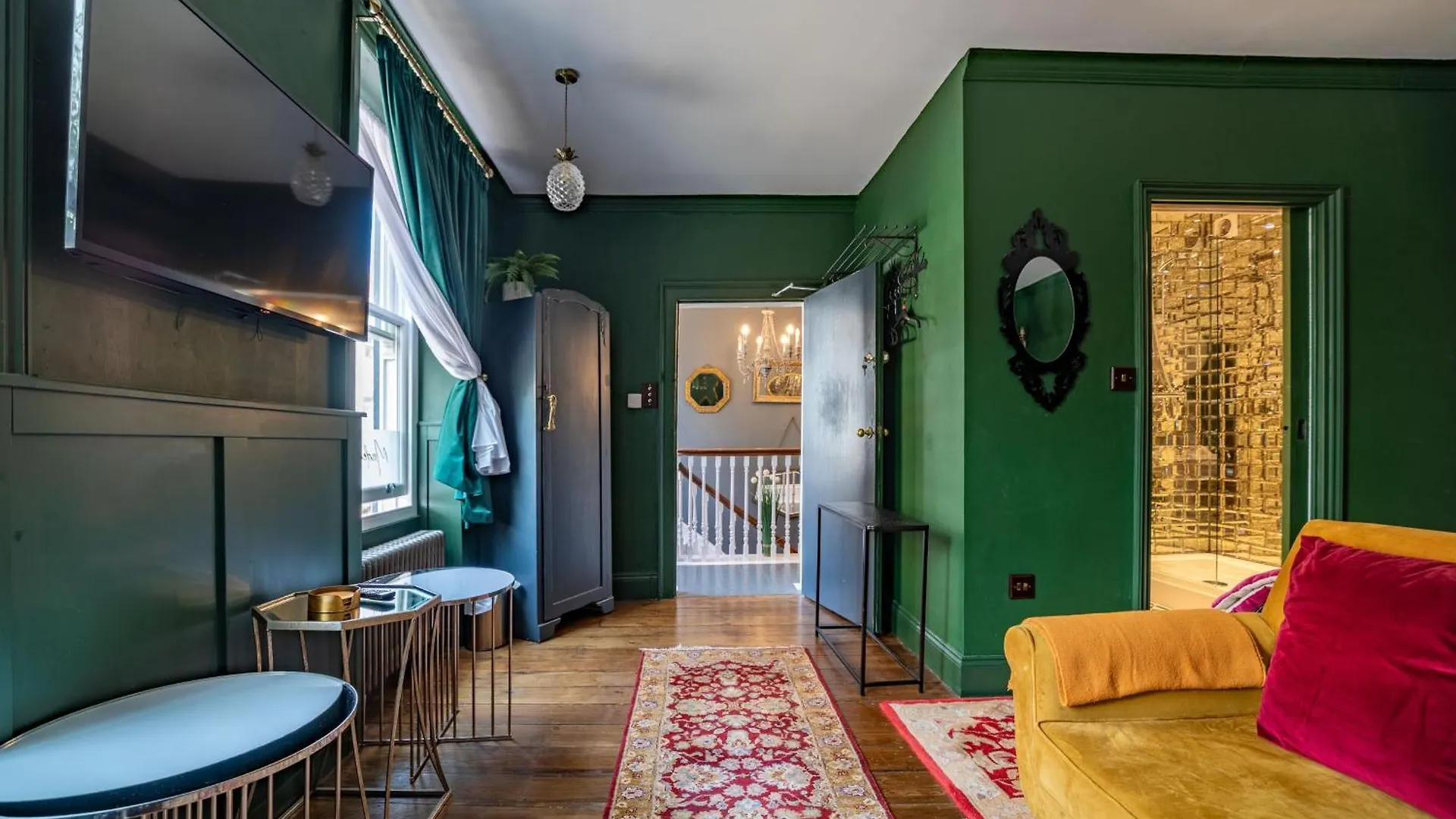 Mademoiselle'S Boutique Holiday Accommodation Whitby